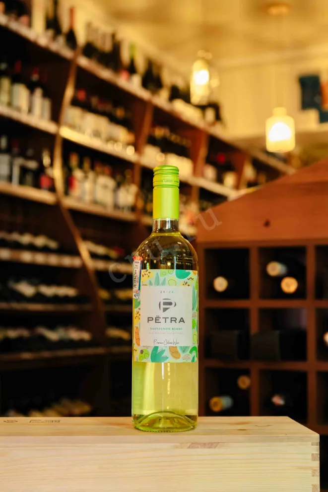 В магазине Крю Профи Matetic Petra Sauvignon Blanc 2024 0.75 л