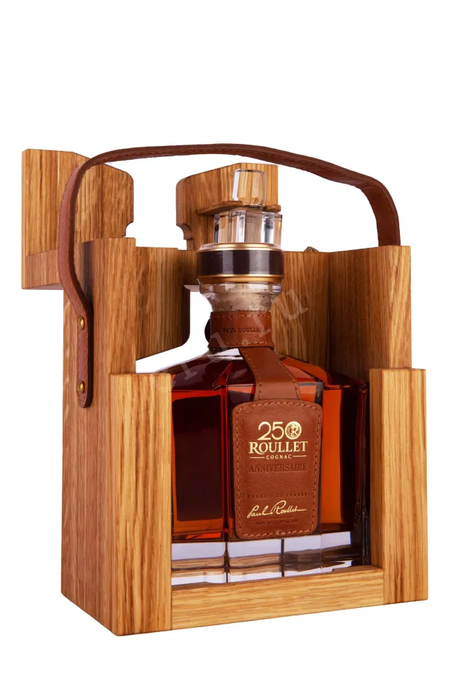 В деревянной коробке Roullet 250 Anniversaire wooden box 1972 0.7 л