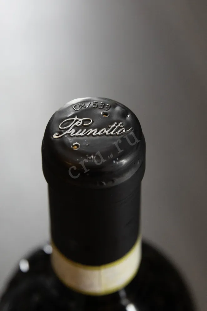 Пробка Vigna Colonnello Prunotto Barolo Riserva Bussia DOCG 2014 0.75 л