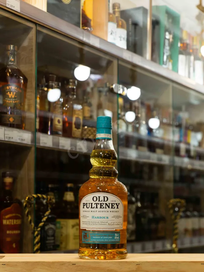 В магазине Крю Профи Old Pulteney Harbour American Oak Matured in gift box 0.7 л