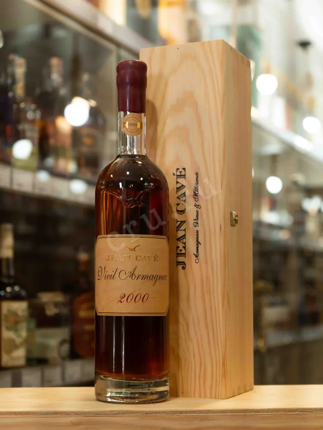 В магазине Крю Профи Jean Cave Vieil Armagnac AOC wooden box 2000 0.7 л