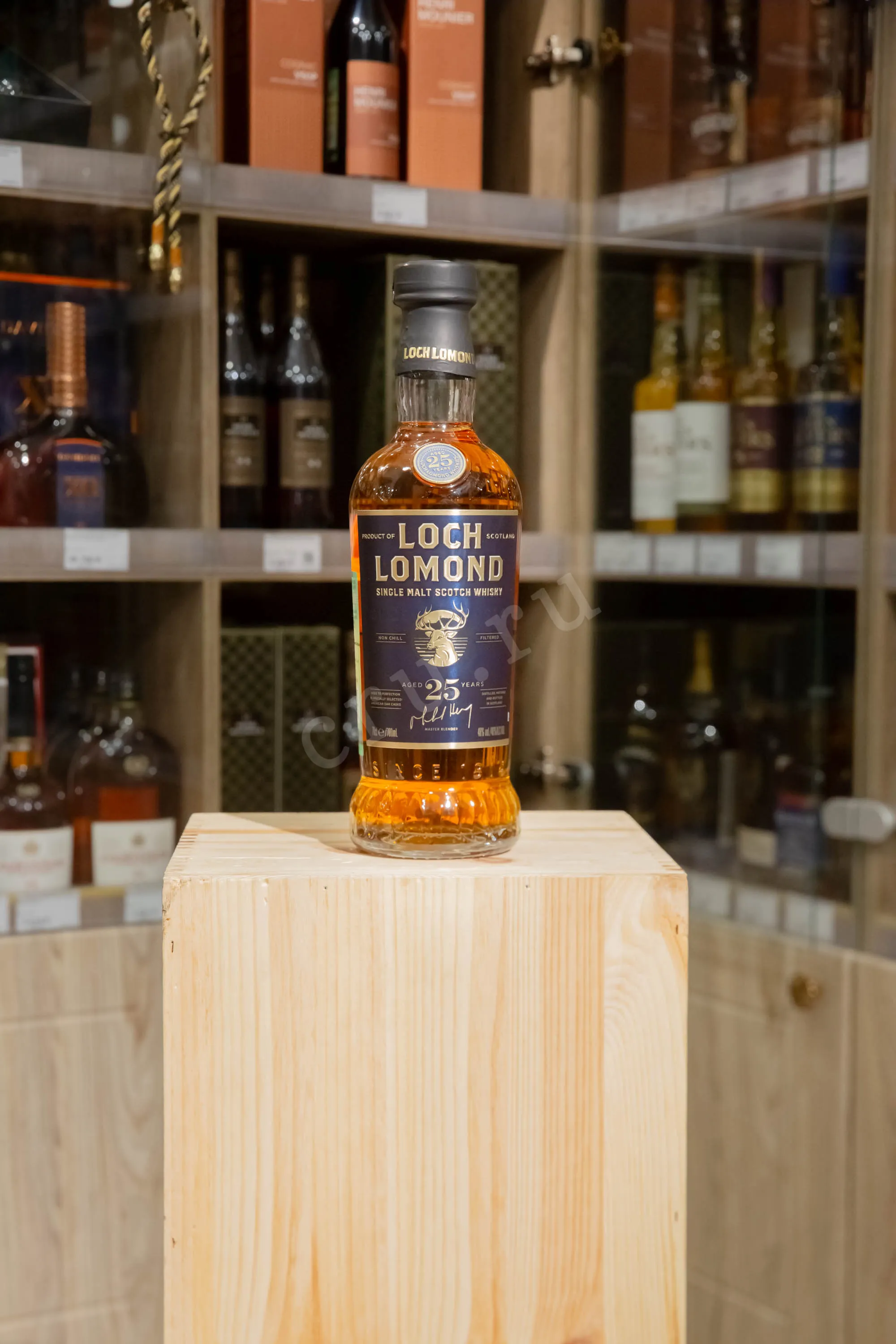 Loch Lomond Single Malt 25 years in gift box 0.7 л купить