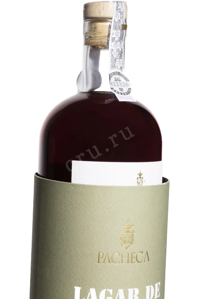 В тубе Lagar De Granito Pacheca 30 Years Old in tube 1993 0.75 л