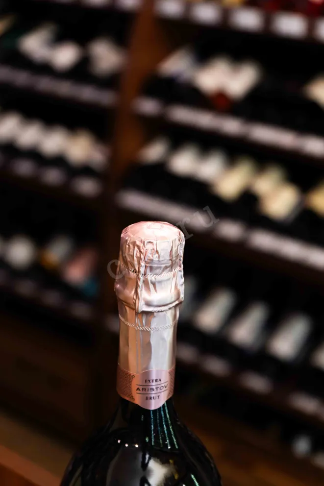 Пробка Aristov Cuvee Alexander Rose de Pinot 2023 0.75 л
