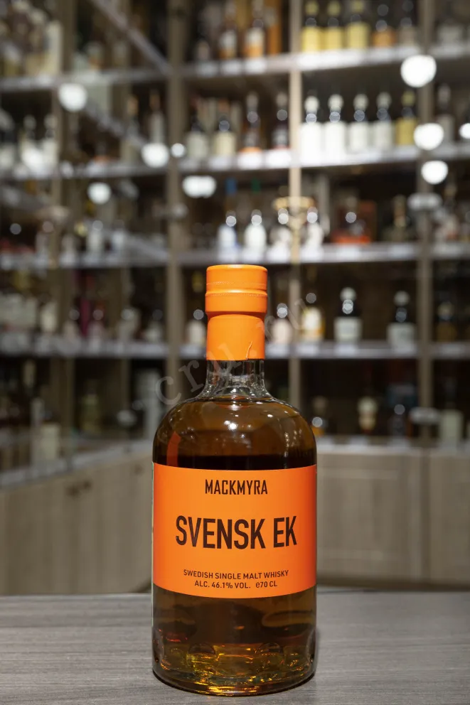 В магазине Крю Профи Mackmyra Svensk Ek with gift box 0.7 л