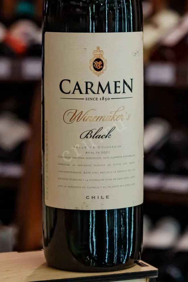 В магазине Крю Профи Carmen Winemaker's Black 2021 0.75 л