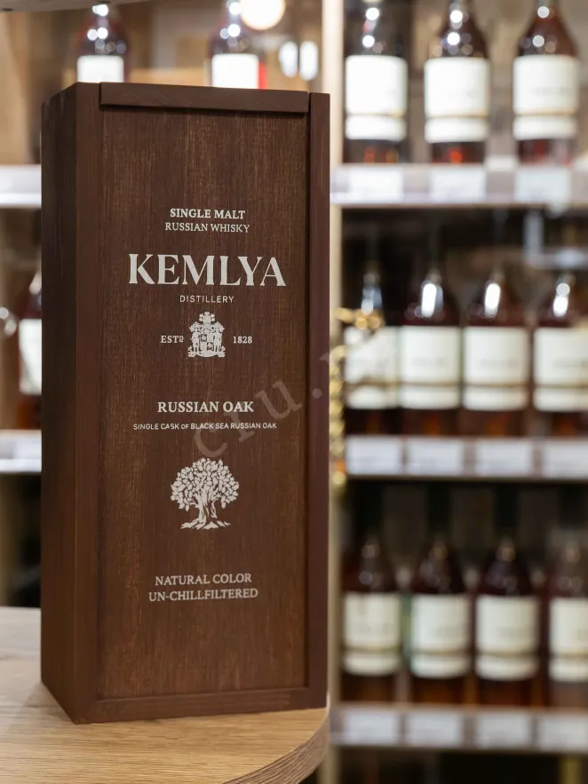 В магазине Крю Профи Kemlya Russian OAK wooden box 0.7 л