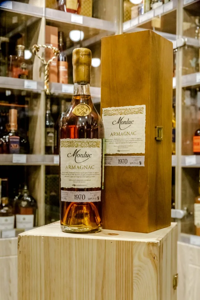 В магазине Крю Профи Monluc 1970 0.7 л