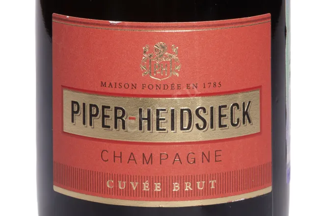 Этикетка Piper Heidsieck Cuvee Brut in gift box with 2 glasses 2021 0.75 л