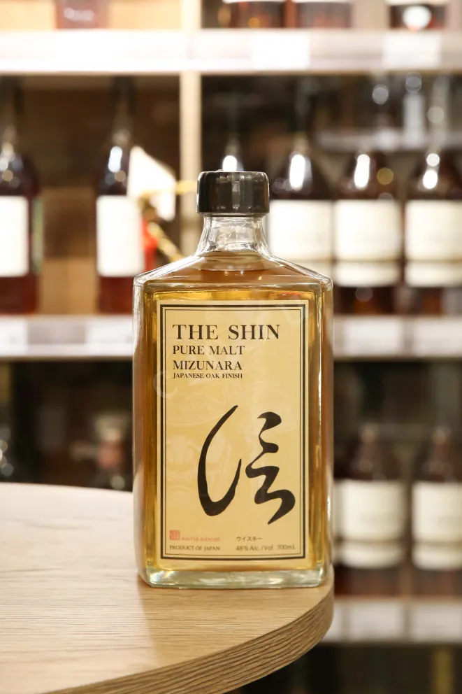 В магазине Крю Профи Shinobu Mizunara Oak Finish gift box 0.7 л