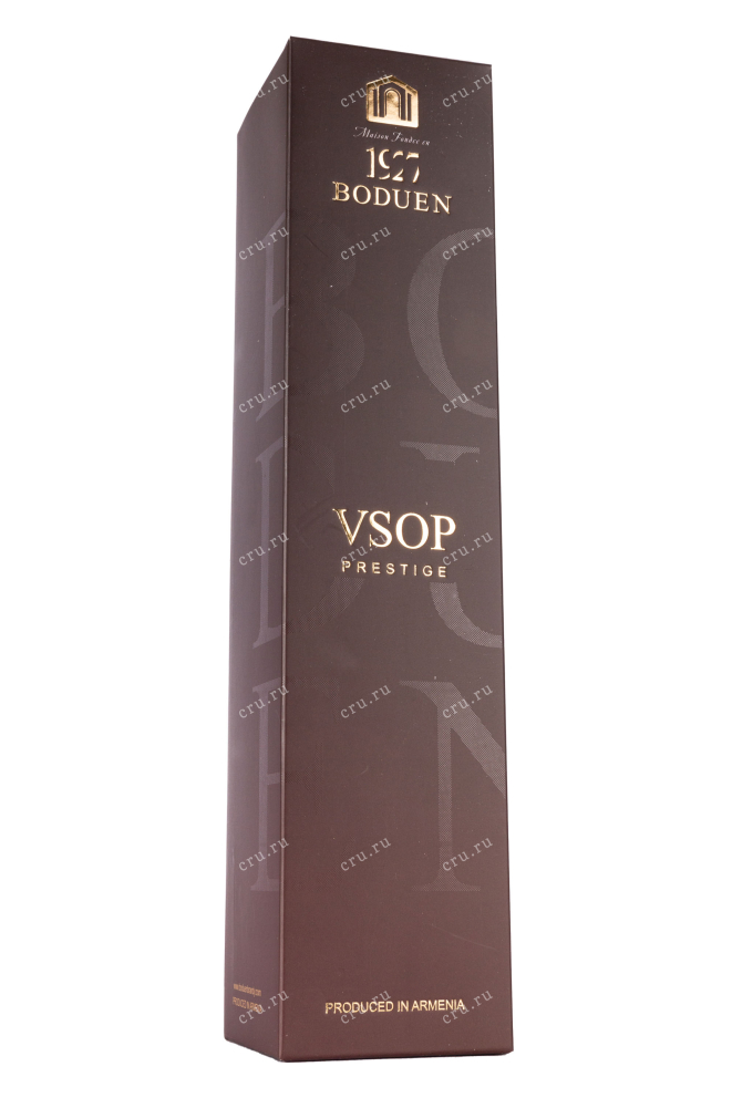 Подарочная коробка Boduen VSOP 7 years in gift box 0.7 л
