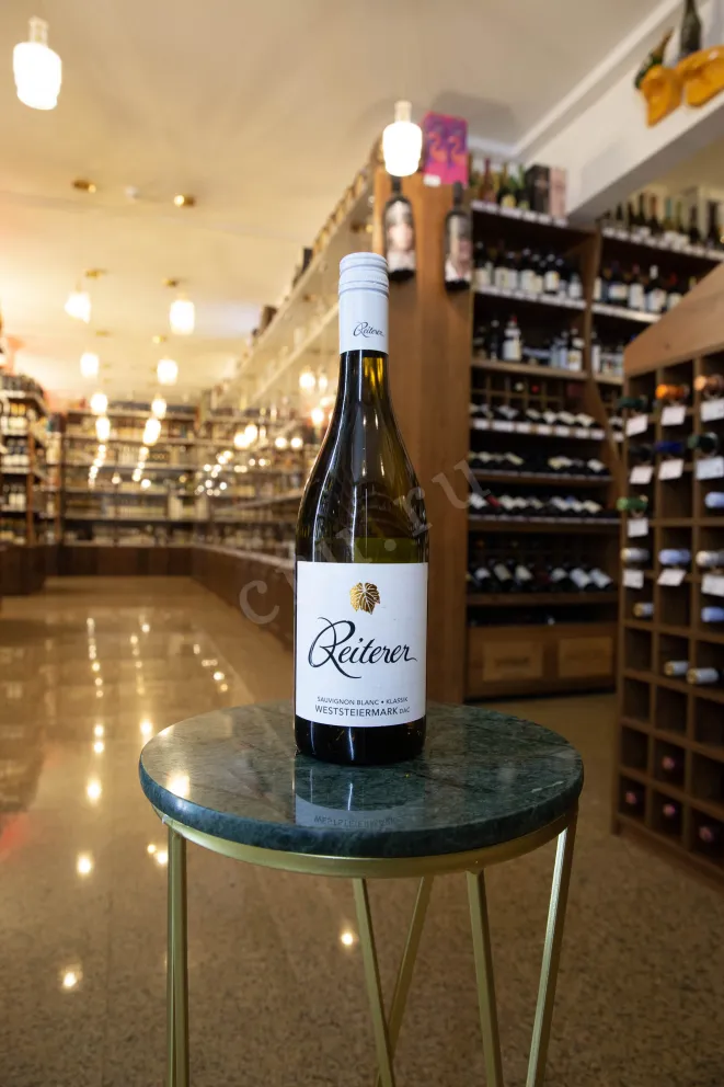 В магазине Крю Профи Reiterer Sauvignon Blanc Klassik 2020 0.75 л