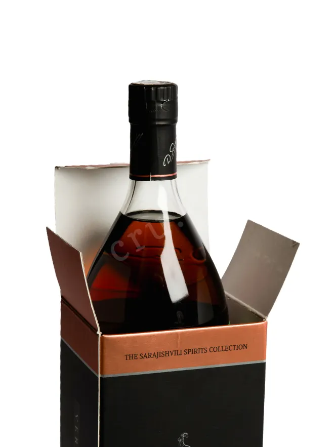 В подарочной коробке Sarajishvili VSOP in gift box 0.7 л