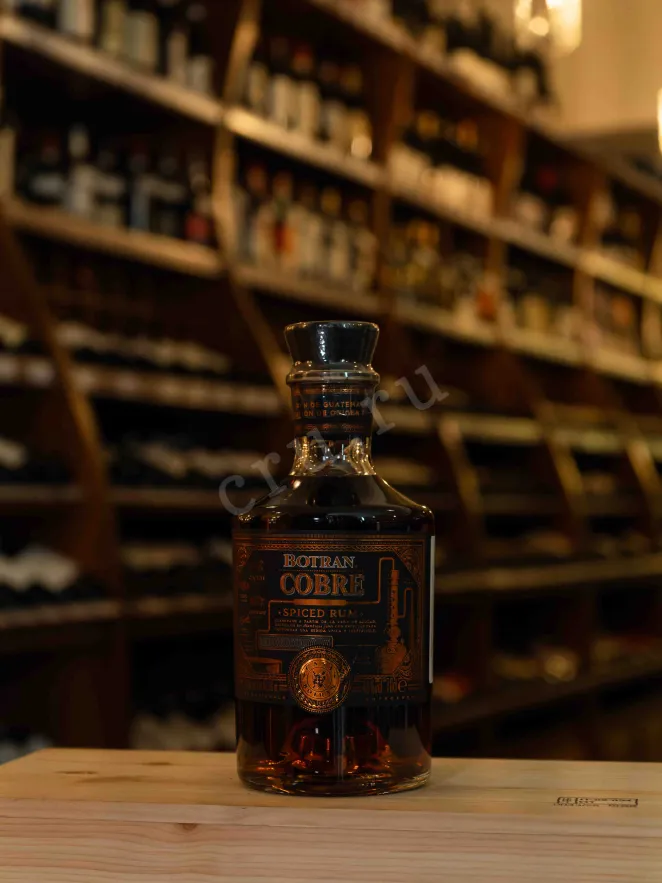 В магазине Крю Профи Botran Cobre Spiced 20 years 0.7 л