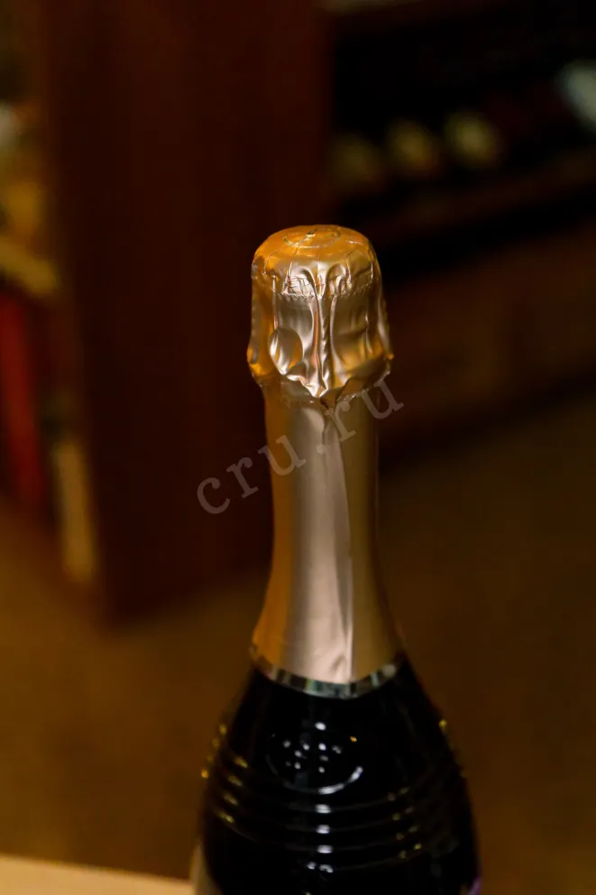 Пробка Serena 1881 Prosecco Extra Dry Treviso DOC 2023 0.75 л