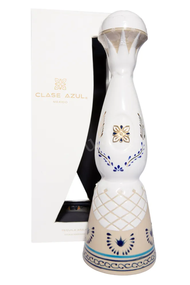 Текила Clase Azul Anejo in wooden box  0.7 л