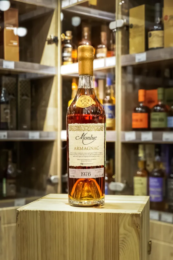 В магазине Крю Профи Monluc 1976 0.7 л