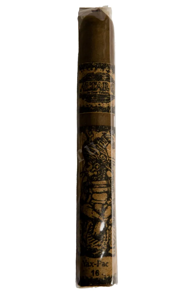 Сигара Oscar Valladares Altar Q Sumatra Toro *16