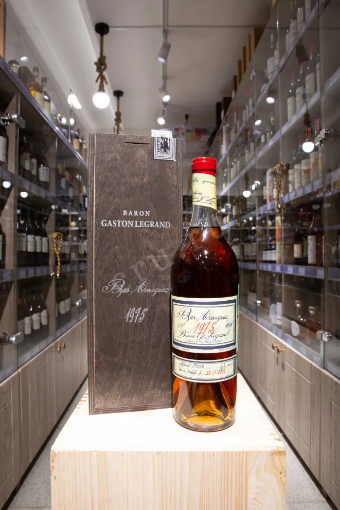 В магазине Крю Профи Baron G. Legrand 1975 0.7 л