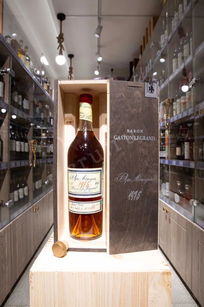 В магазине Крю Профи Baron G. Legrand 1975 0.7 л