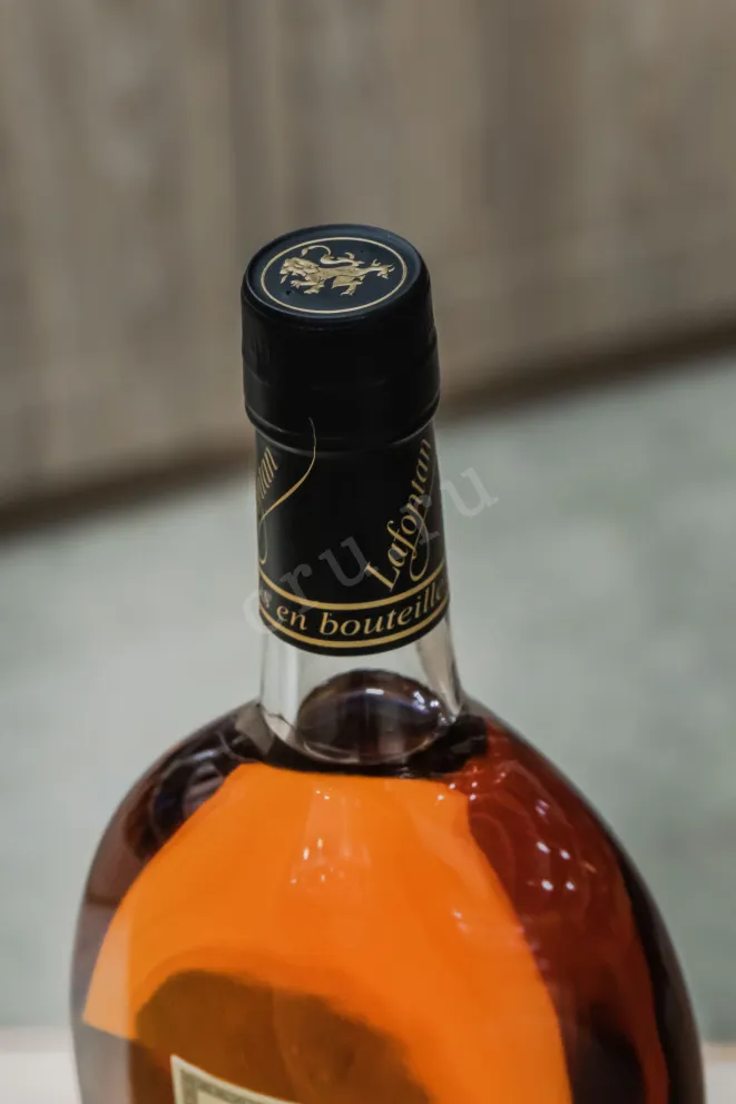 В магазине Крю Профи Lafontan 1997 0.7 л