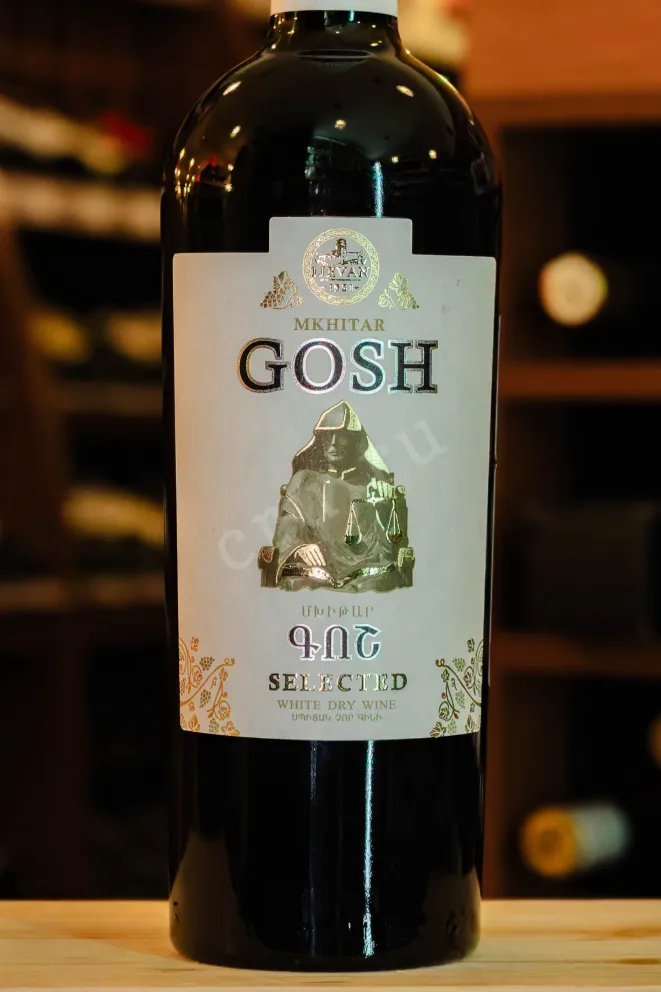 В магазине Крю Профи Mkhitar Gosh White Dry 2021 0.75 л