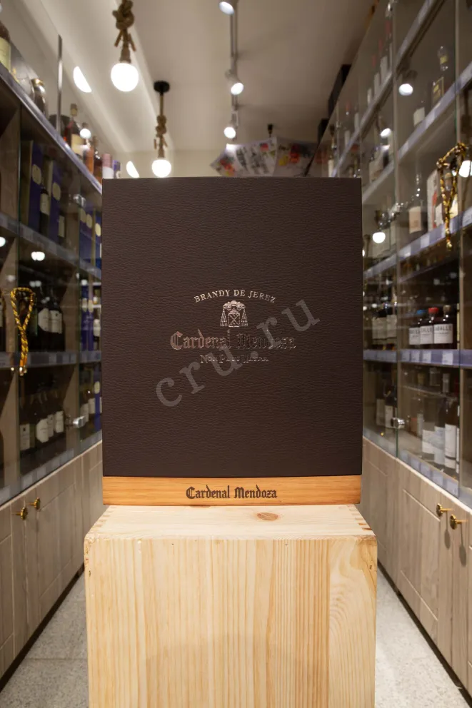 В магазине Крю Профи Cardenal Mendoza Non Plus Ultra 0.5 л