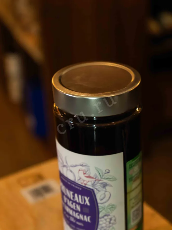 Пробка Dartigalongue Pruneaux a L'Armagnac gift box 0.7 л