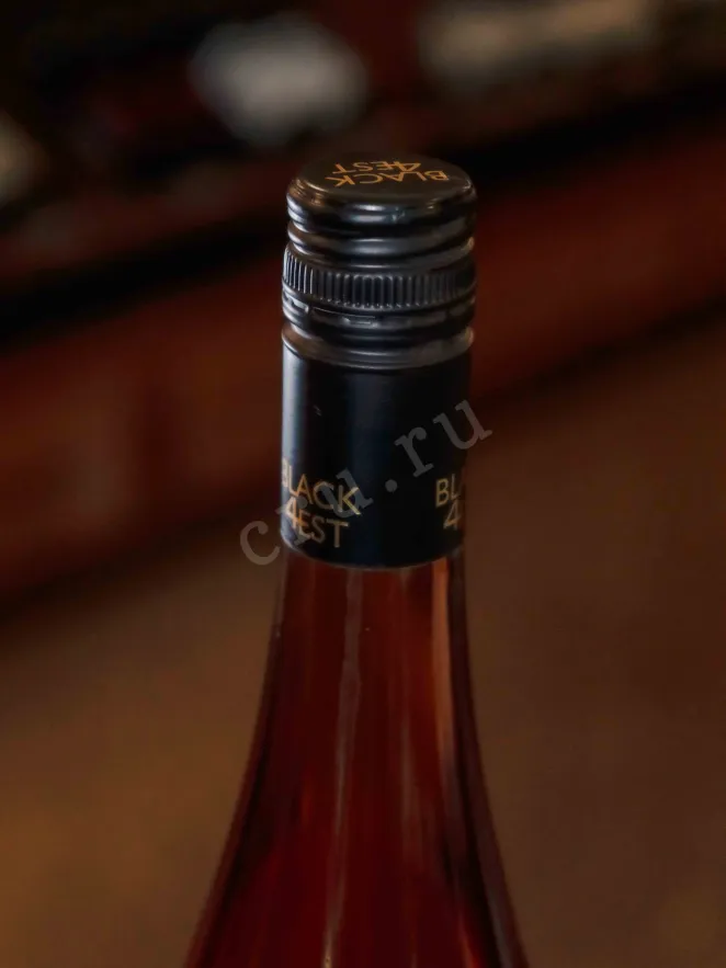 Пробка Black Forest Rose 2021 0.75 л