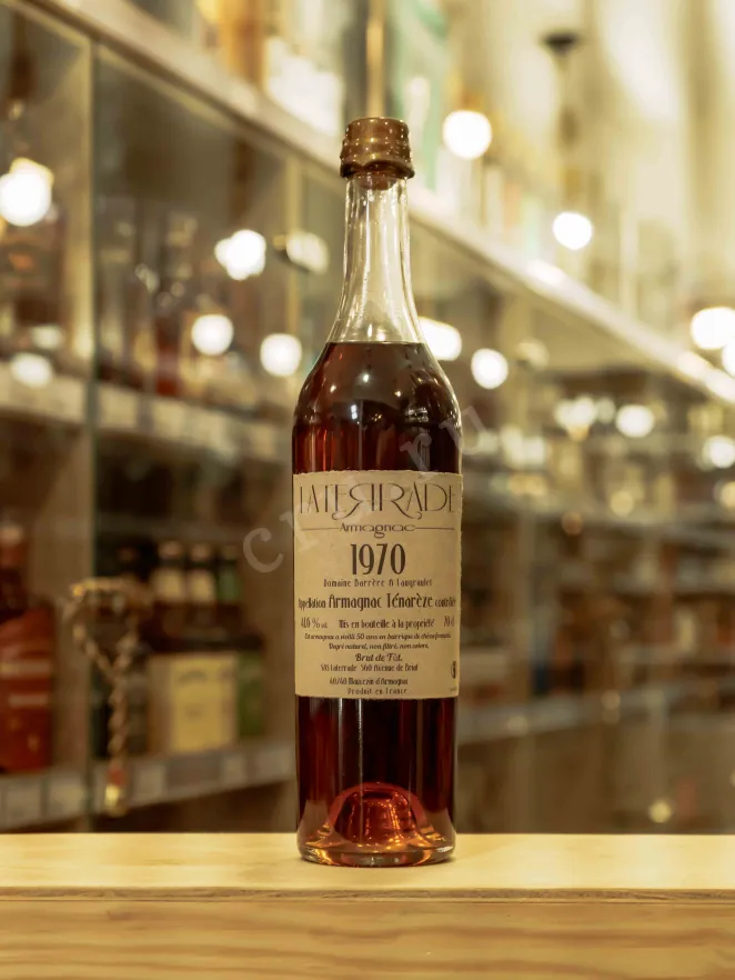 В магазине Крю Профи Laterrade Domaine de Barrere Armagnac Tenareze in wooden box 1970 0.7 л