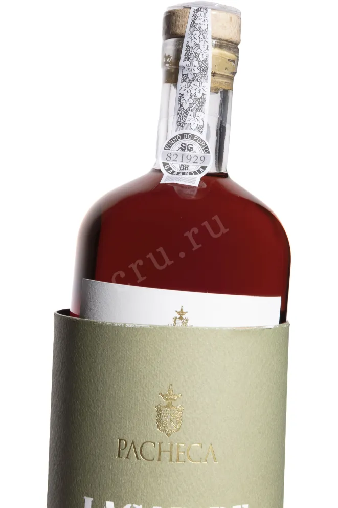 В тубе Lagar De Granito Pacheca 10 Years Old in tube 2014 0.75 л