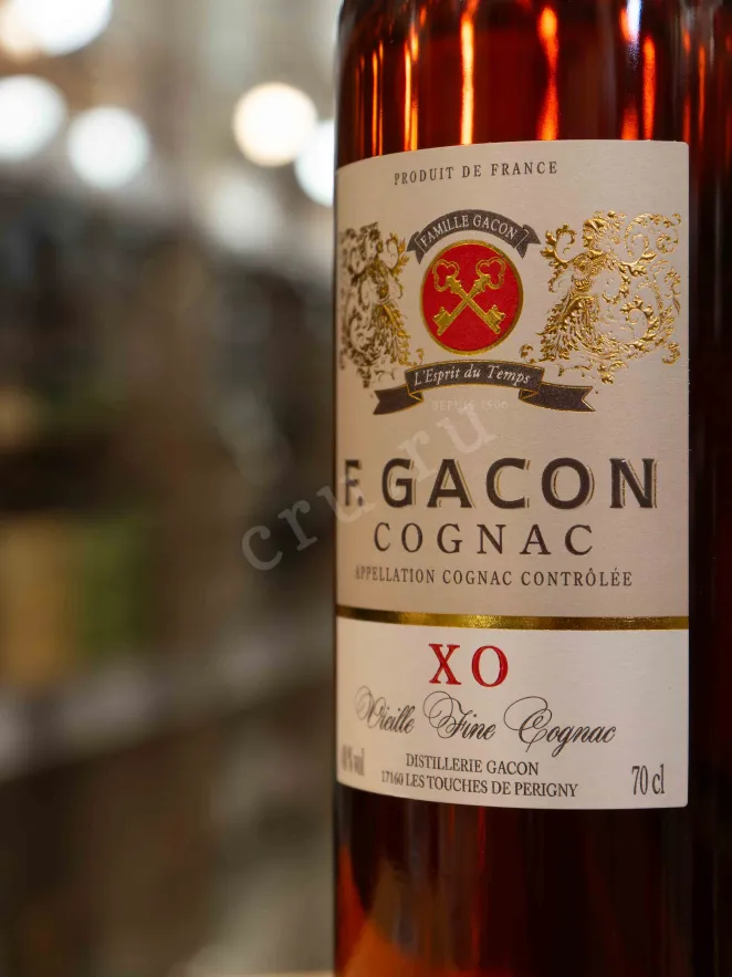 В магазине Крю Профи F.Gacon XO Vieille Fine gift box 0.7 л