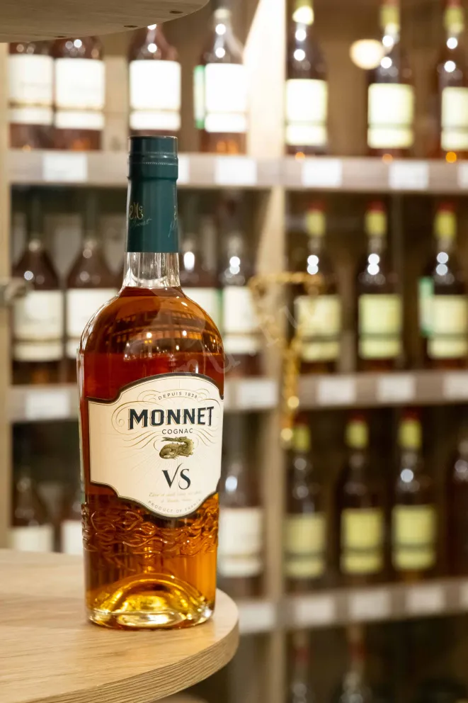 В магазине Крю Профи Monnet VS 0.7 л