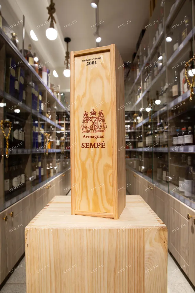 В магазине Крю Профи Sempe 2001 0.7 л