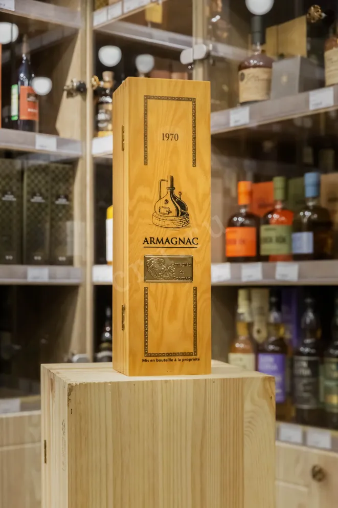 В магазине Крю Профи De Pontiac Bas-Armagnac in wooden box 1970 0.75 л