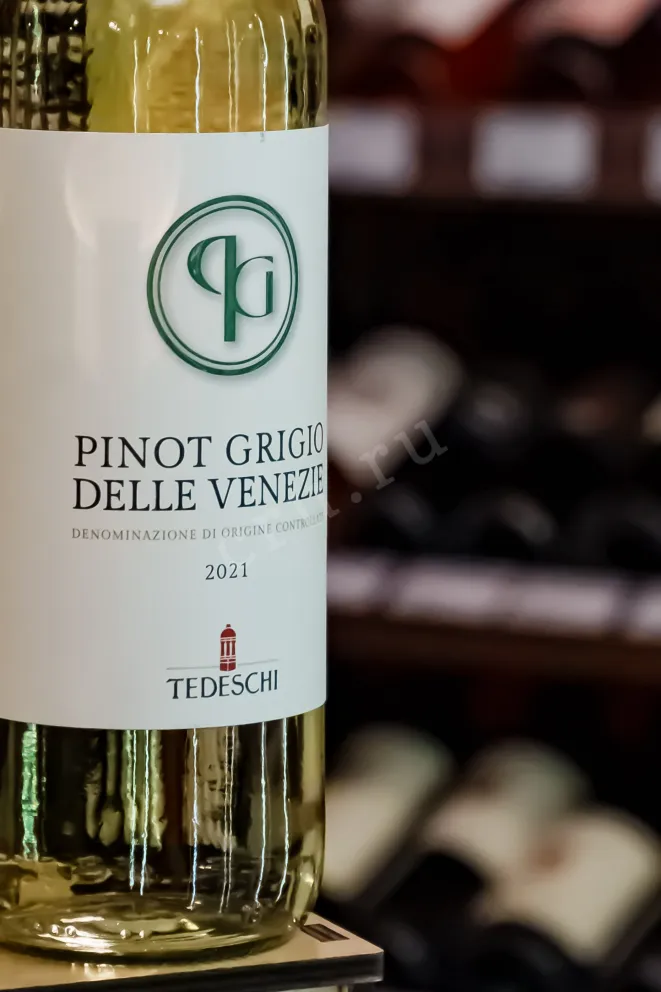 В магазине Крю Профи Tedeschi Pinot Grigio Delle Venezie DOC 2023 0.75 л