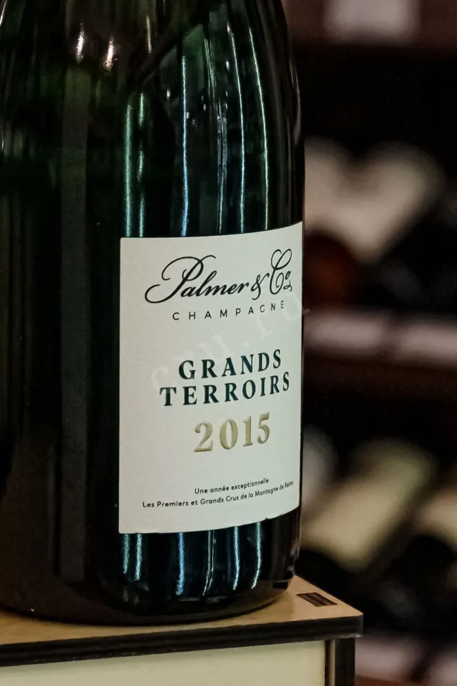 В магазине Крю Профи Champagne Palmer & Co Gran Terroirs gift box 2015 0.75 л