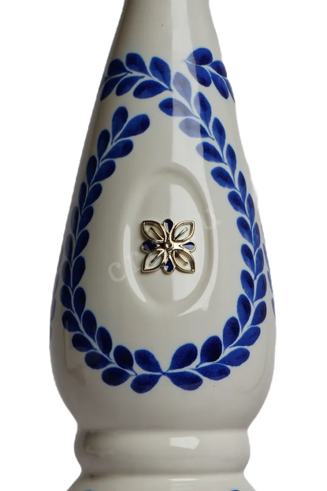 Текила Clase Azul Reposado in gift box 2024 1.75 л