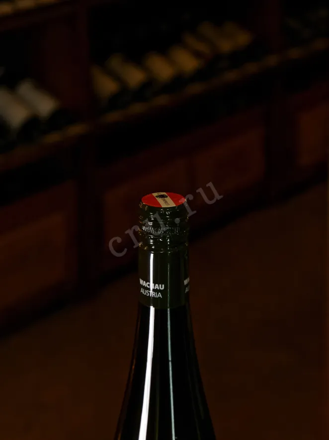 Пробка Domane Wachau Gruner Veltliner Prestige DAC 2023 0.75 л