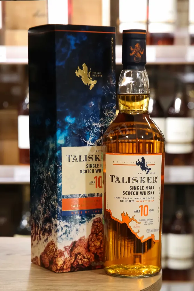 В магазине Крю Профи Talisker 10 Years old gift box 0.7 л