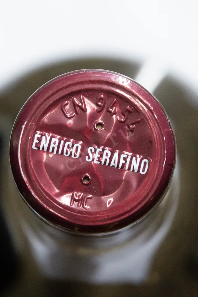 Пробка Enrico Serafino Barbaresco 2020 0.75 л
