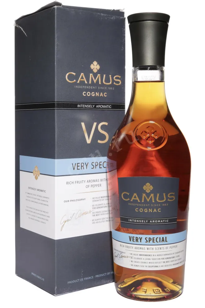 Коньяк Camus VS Intensely Aromatic in gift box  0.7 л