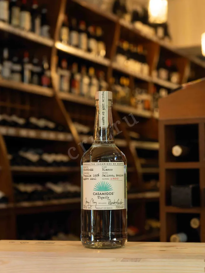 В магазине Крю Профи Casamigos Blanco 0.7 л