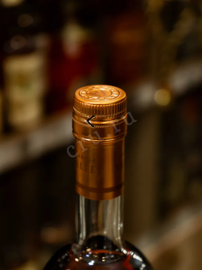 Пробка Chateau de Montifaud XO 30 Years Old 0.7 л