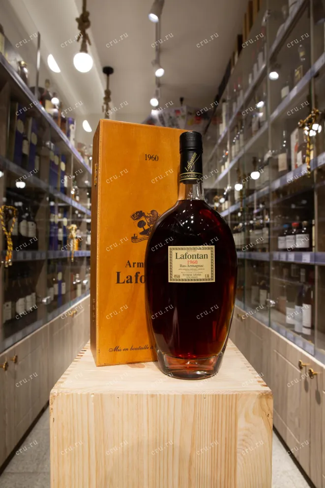 В магазине Крю Профи Lafontan 1960 0.7 л