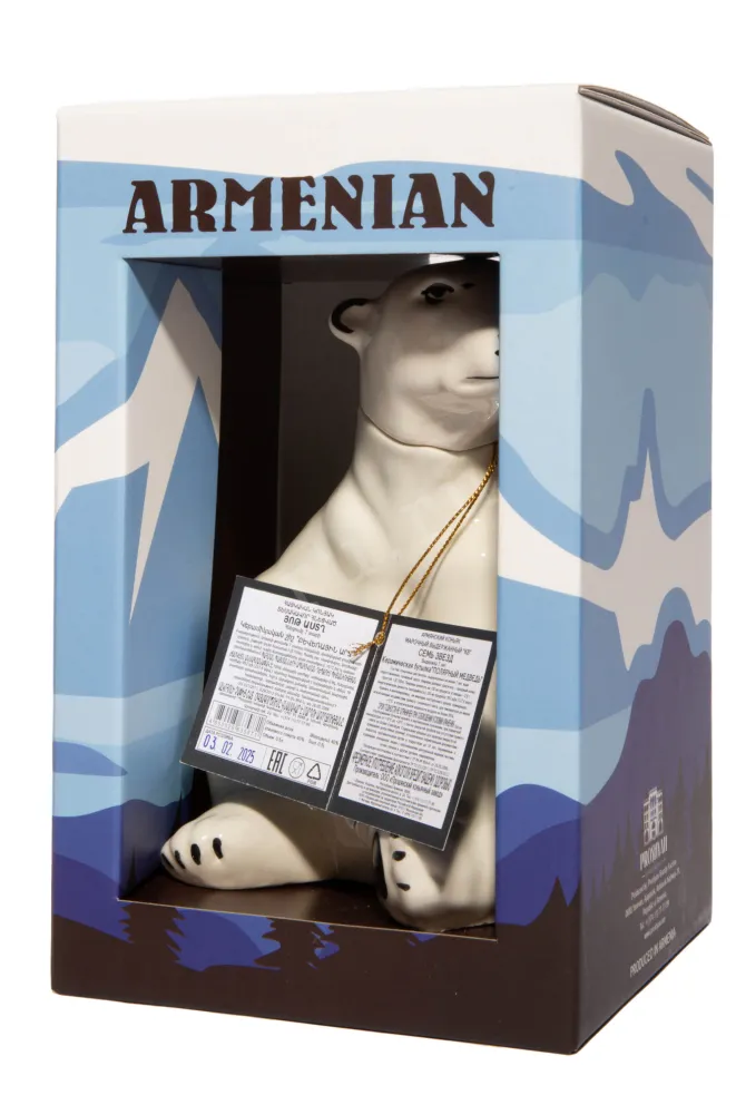 Коньяк Прошян Полярный медведь 7 лет в подарочной упаковке  0.5 л