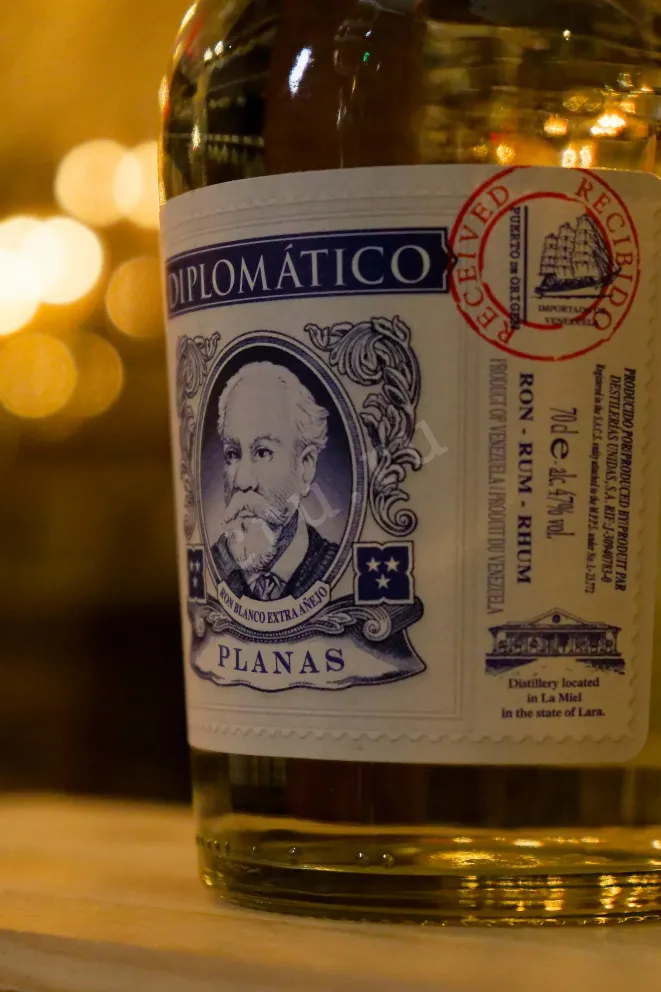 В магазине Крю Профи Botucal Diplomatico Planas 0.7 л
