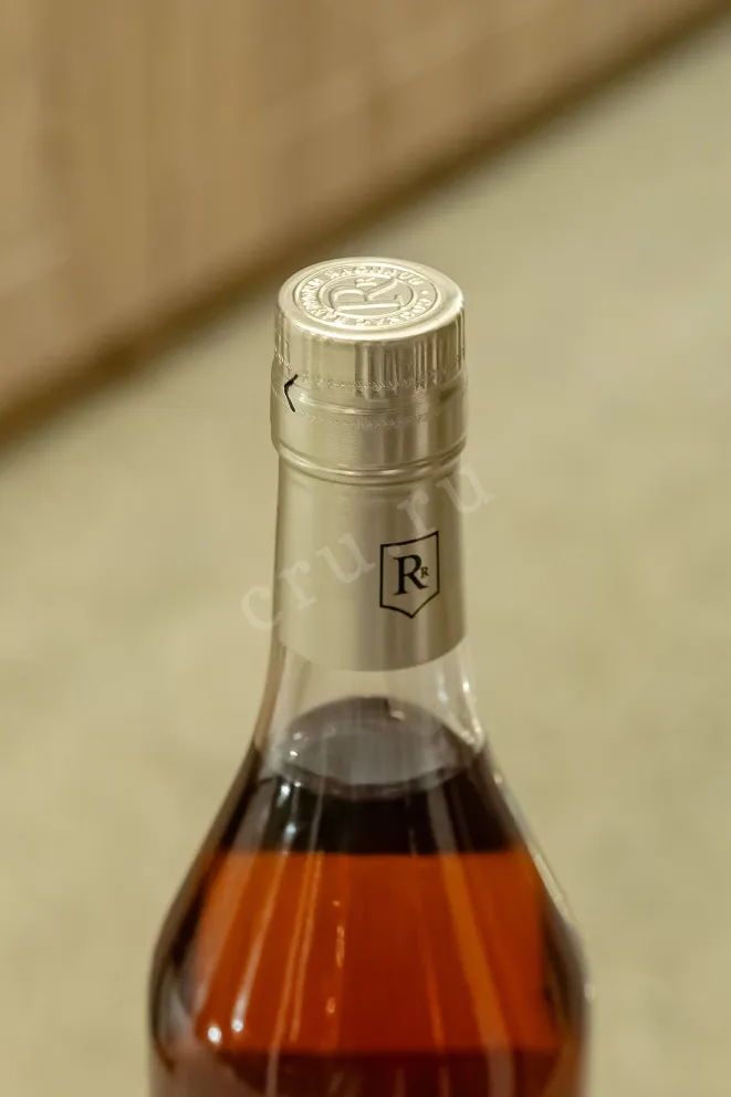 Пробка Raymond Ragnaud VSOP Reserve Grand Champagne 1er Cru De Cognac in gift box 0.7 л