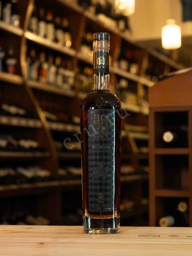 В магазине Крю Профи Boduen Black edition Extra Old 14 years in gift box 0.7 л