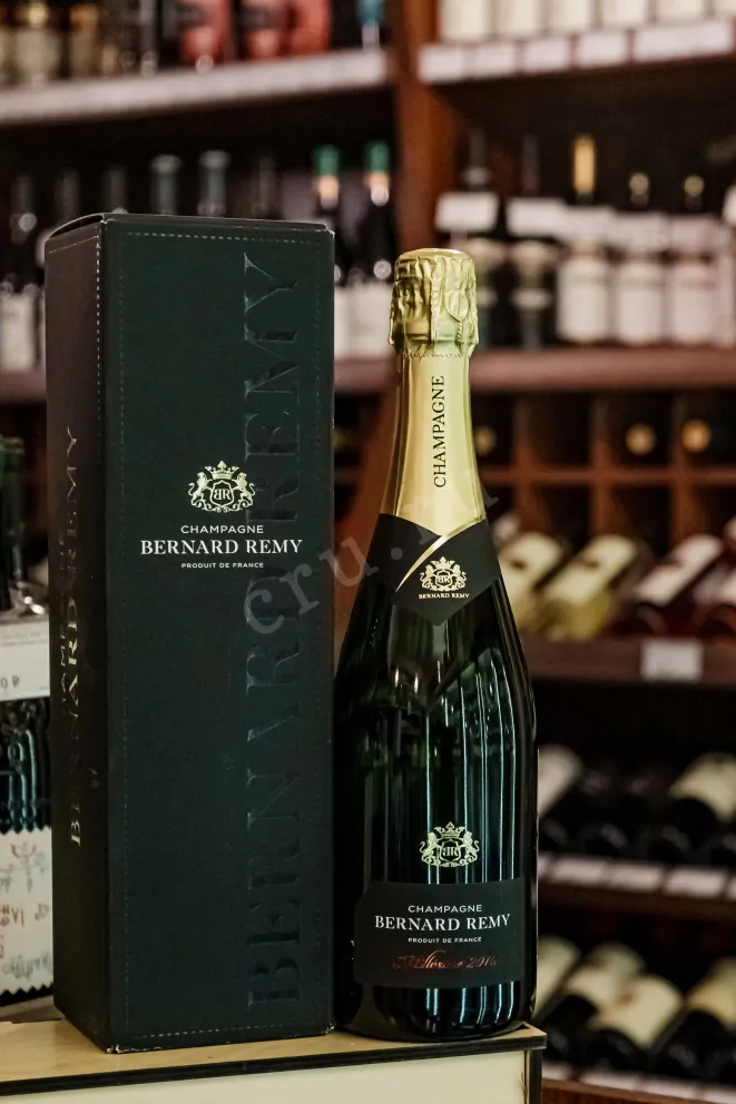В магазине Крю Профи Bernard Remy Grand Cru with gift box 2015 0.75 л